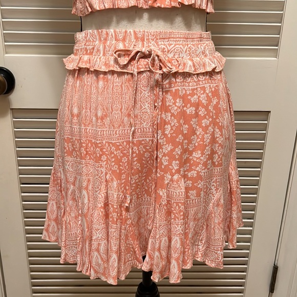 93. Blue B Collection Bandeau and Skirt in Paisley Print - Picture 4 of 11